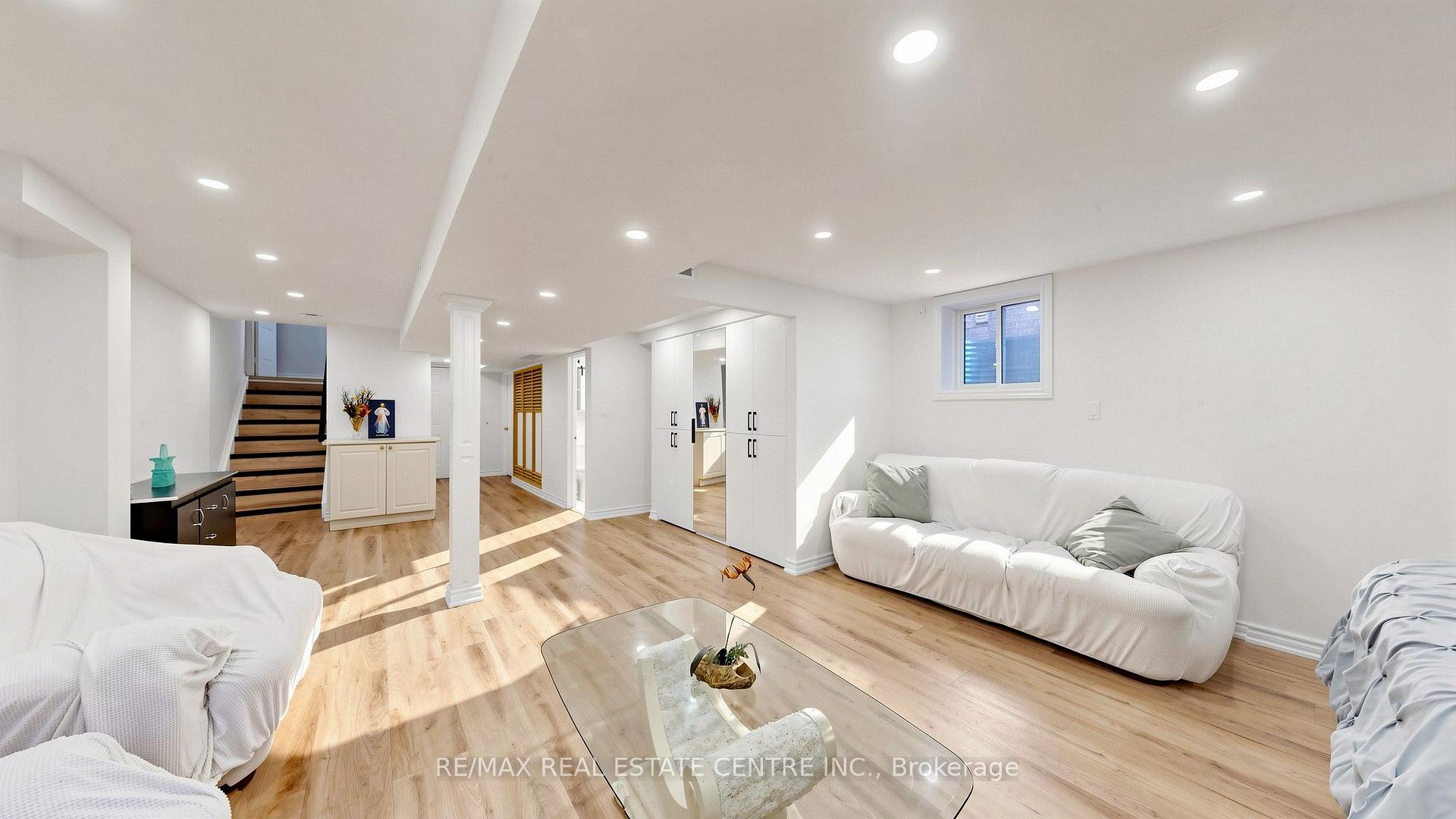 Photo 42 of 351 Wildgrass Road, Mississauga, Cooksville — HOMEH