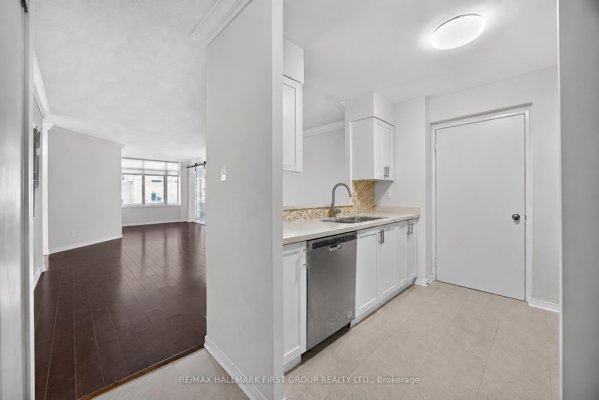 Photo 4 of Unit 705, 70 Mill Street, Toronto, Waterfront Communities — HOMEH