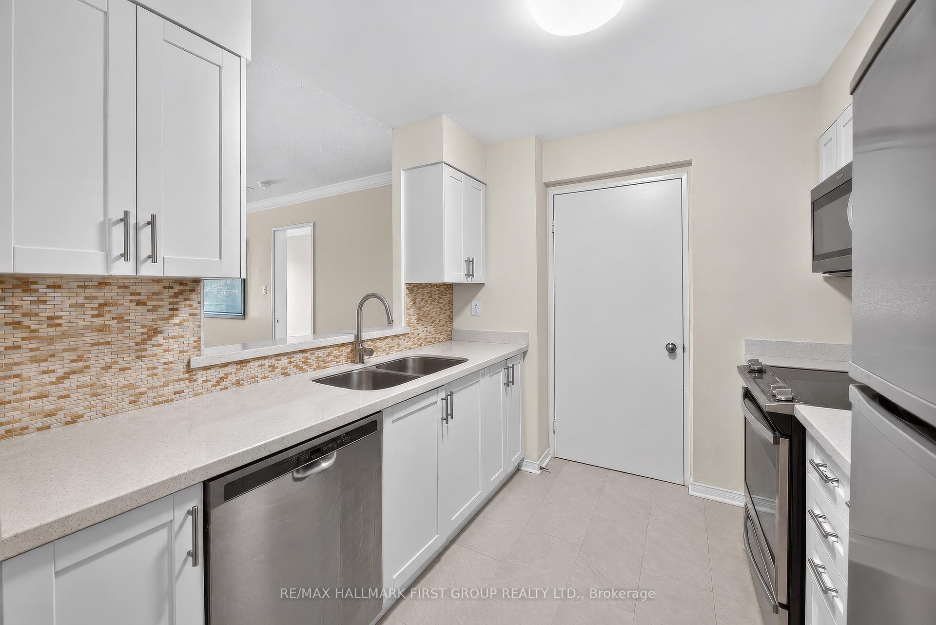 Photo 14 of Unit 705, 70 Mill Street, Toronto, Waterfront Communities — HOMEH