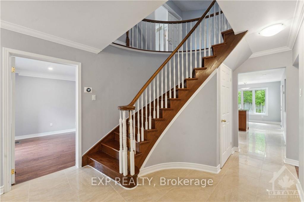 Photo 5 of 152 Twyford Street, Ottawa, Hunt Club — HOMEH
