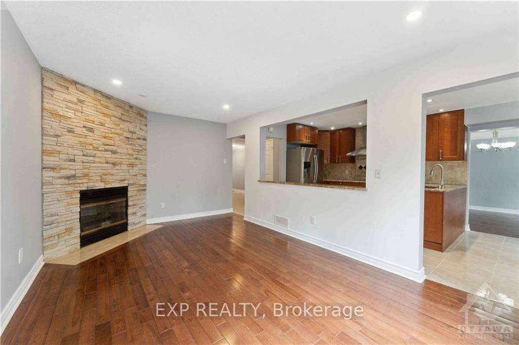 Photo 11 of 152 Twyford Street, Ottawa, Hunt Club — HOMEH
