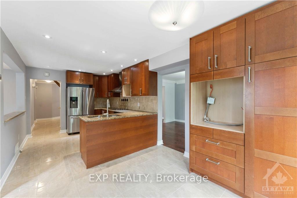 Photo 15 of 152 Twyford Street, Ottawa, Hunt Club — HOMEH