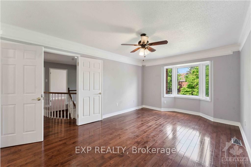 Photo 20 of 152 Twyford Street, Ottawa, Hunt Club — HOMEH