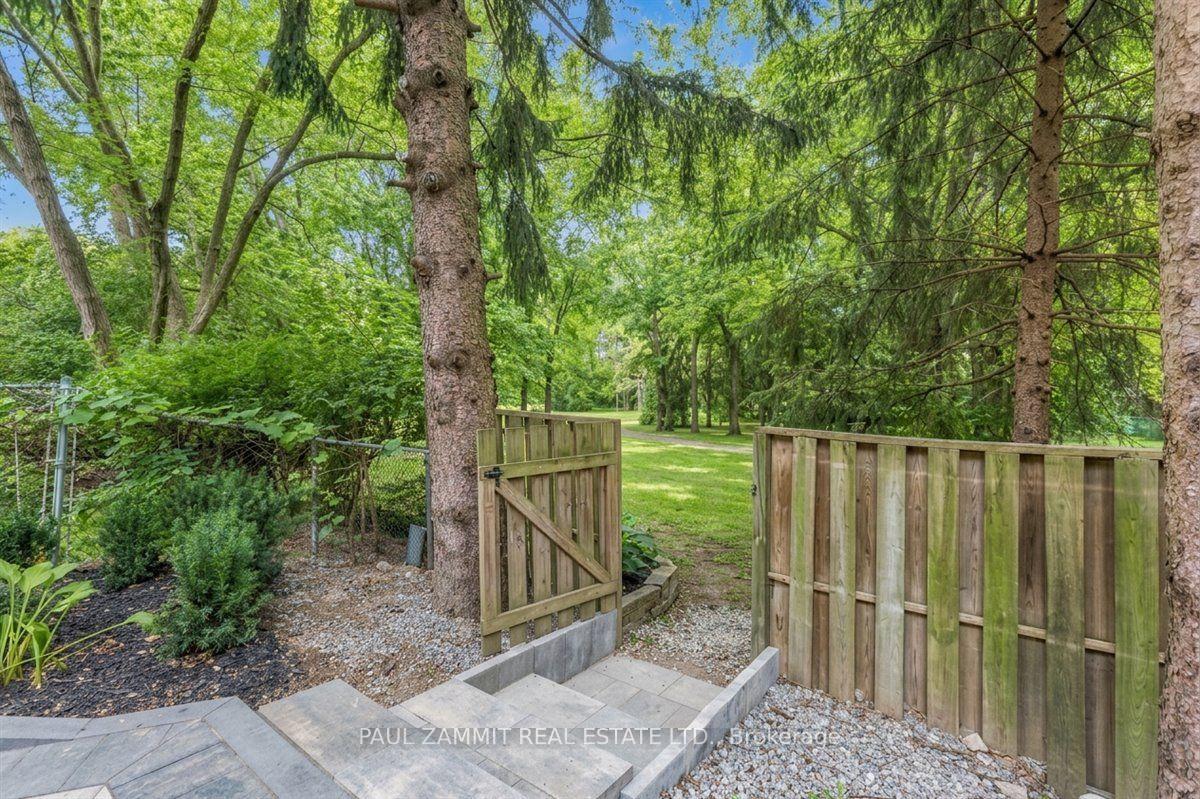 Photo 41 of 16 Pine Knoll Gate, Markham, Bayview Fairway-Bayview Country Club Estates — HOMEH
