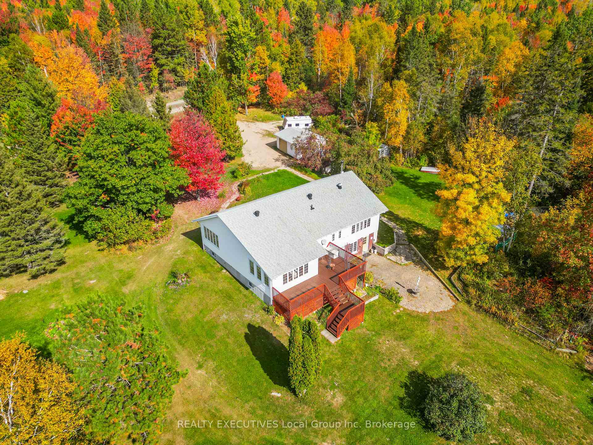 Photo 17 of 1702 South Shore Road, Chisholm — HOMEH