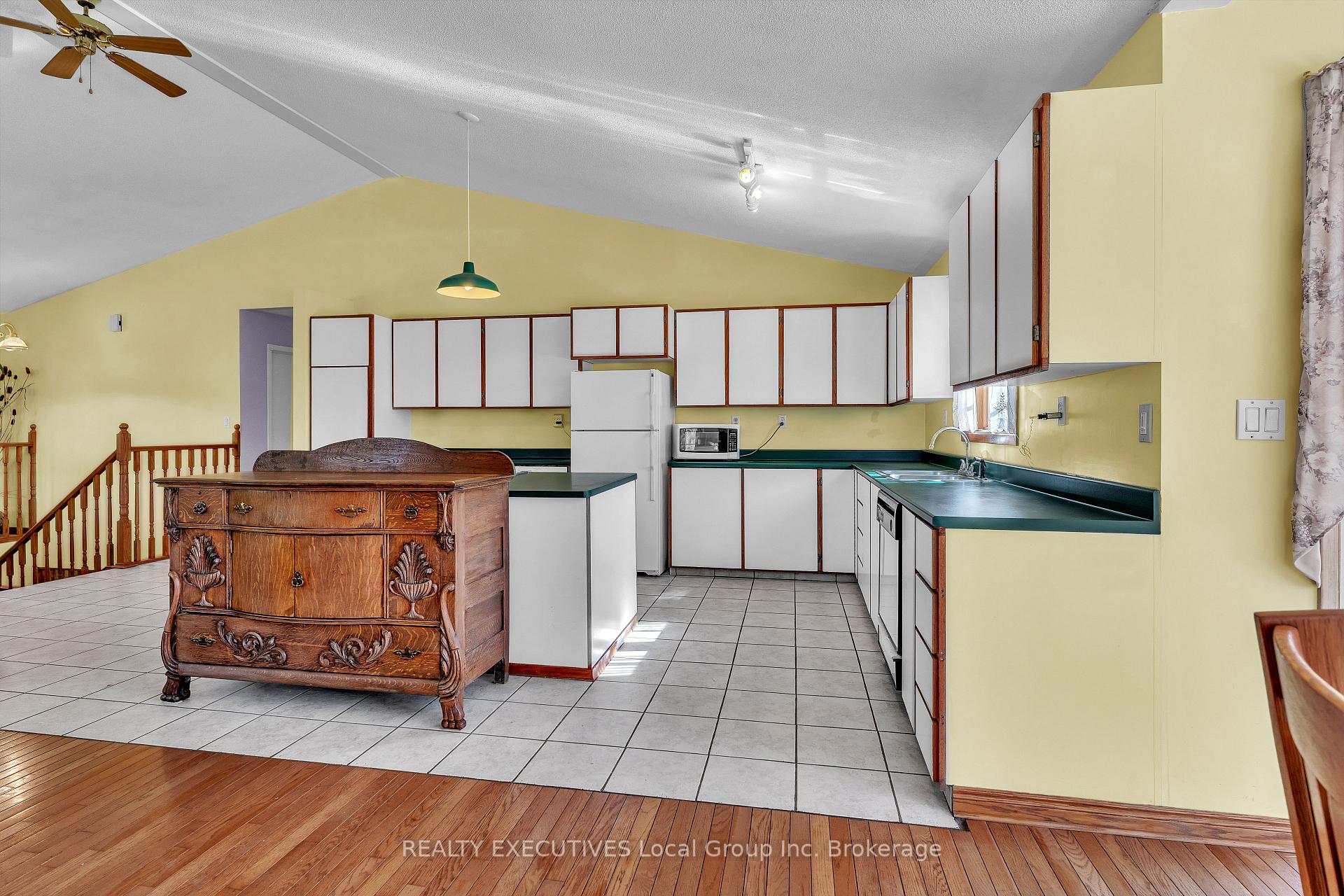 Photo 23 of 1702 South Shore Road, Chisholm — HOMEH