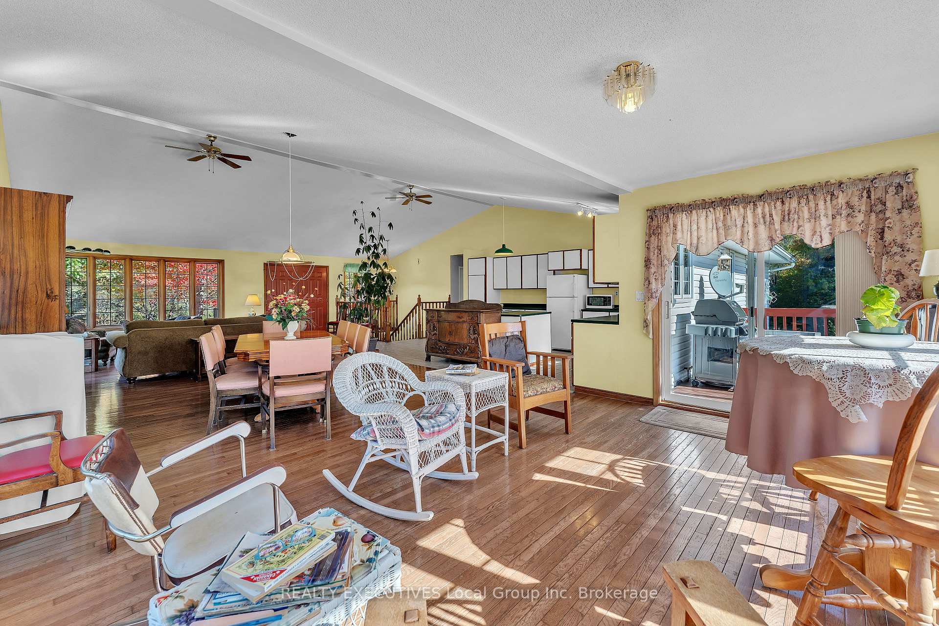 Photo 32 of 1702 South Shore Road, Chisholm — HOMEH