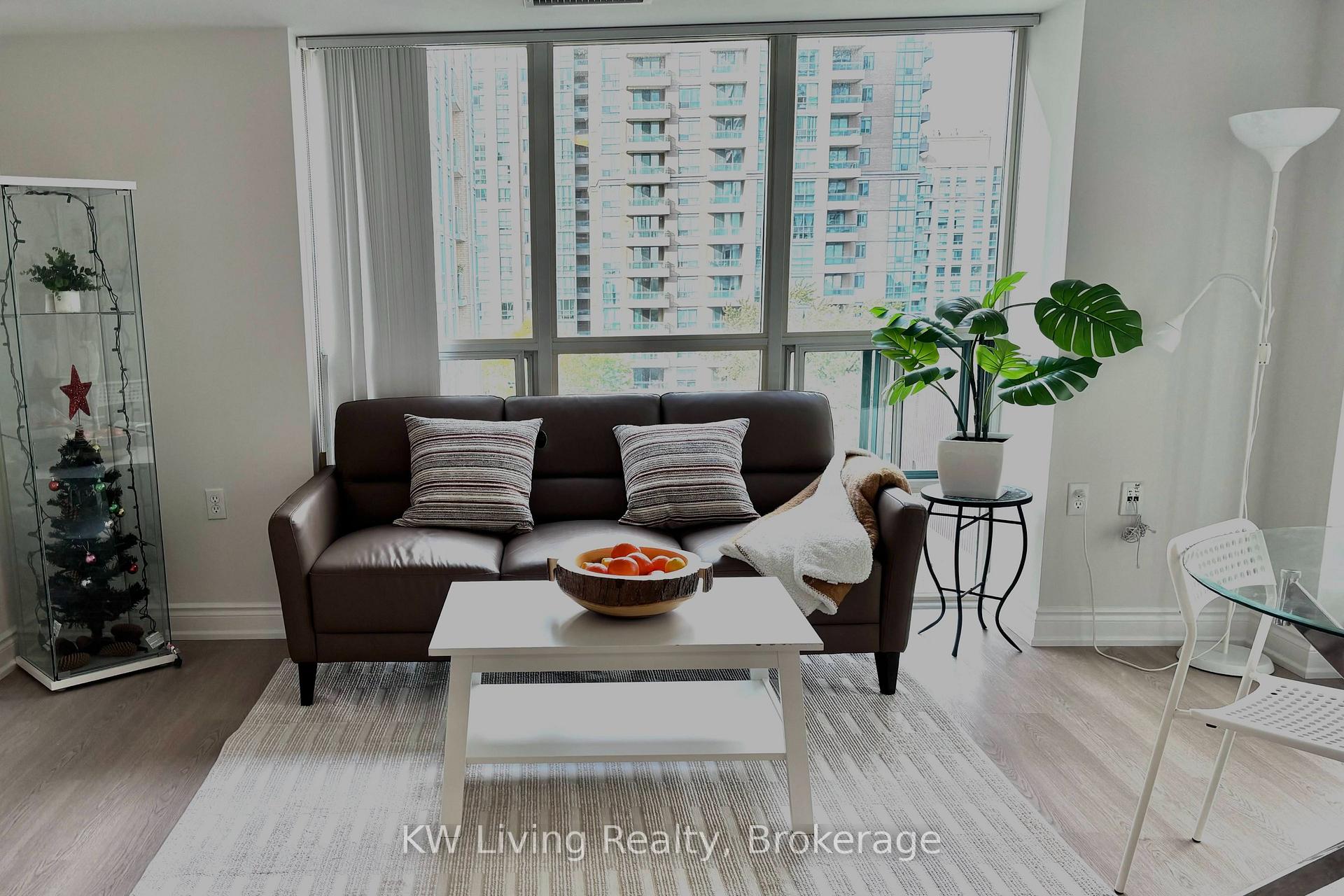 Photo 6 of Unit 811, 28 Olive Avenue, North York, Willowdale East — HOMEH