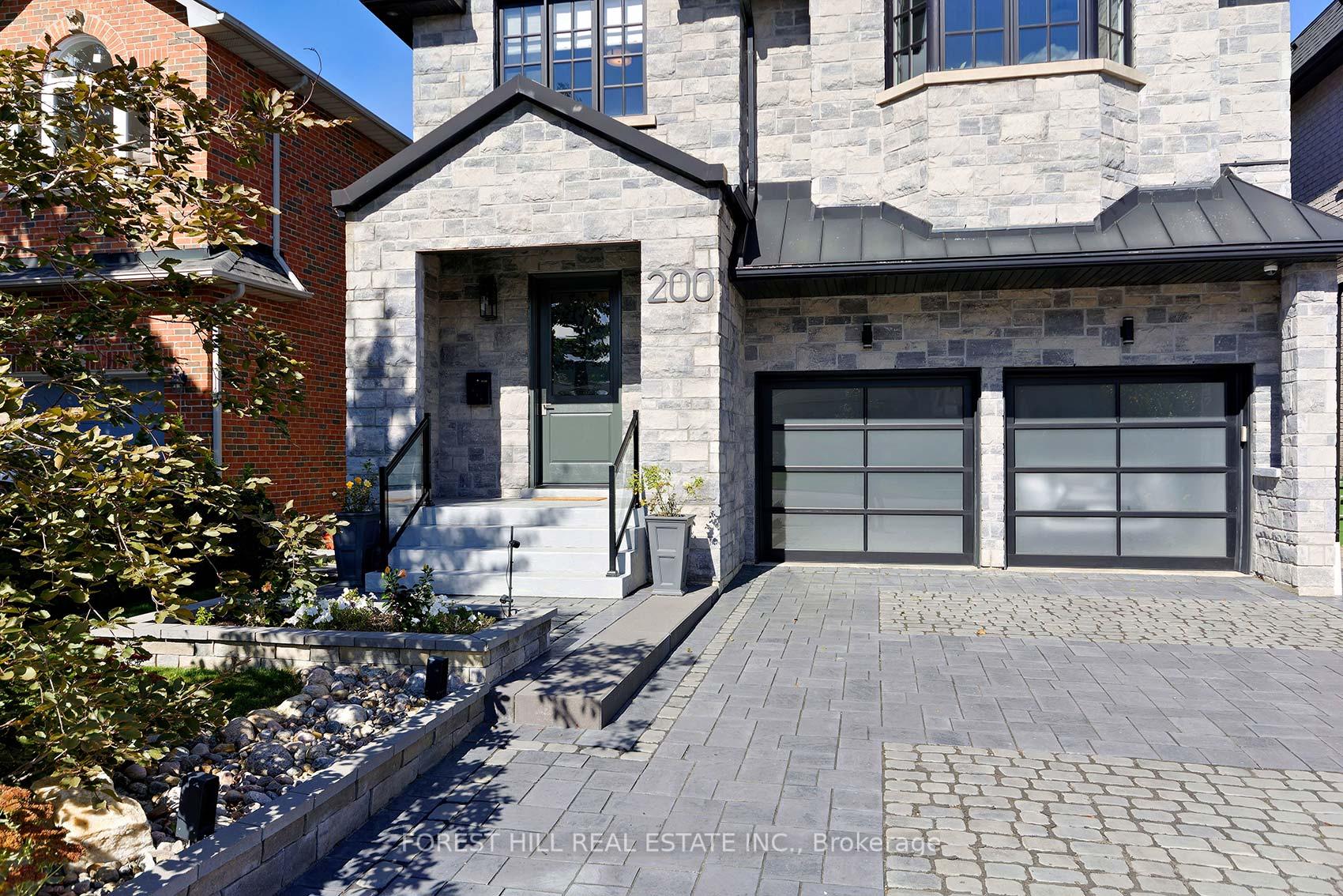 Photo 2 of 200 Clanton Park Road, North York, Clanton Park — HOMEH