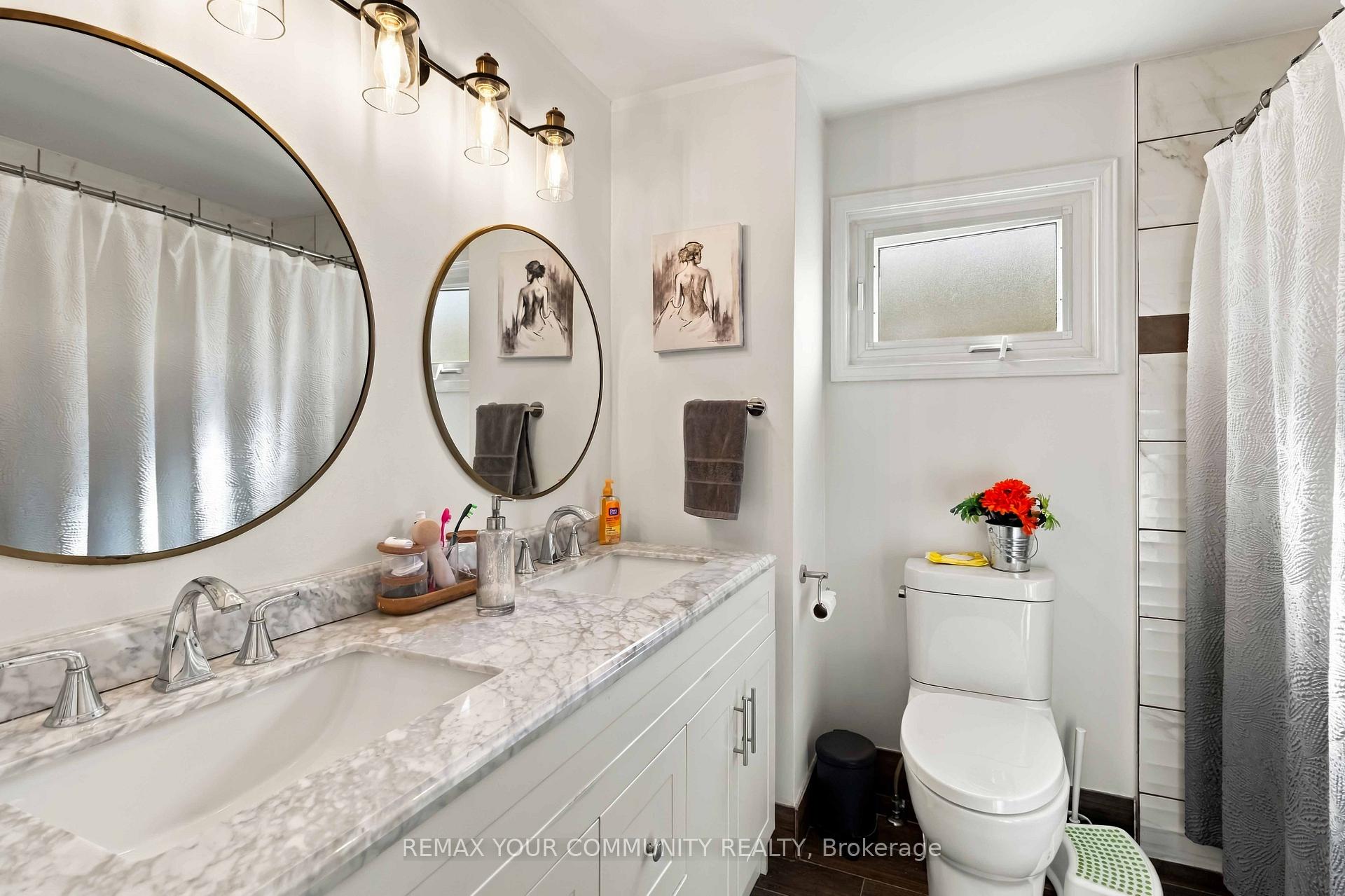 Photo 19 of 7013 Hickling Crescent, Mississauga, Meadowvale — HOMEH