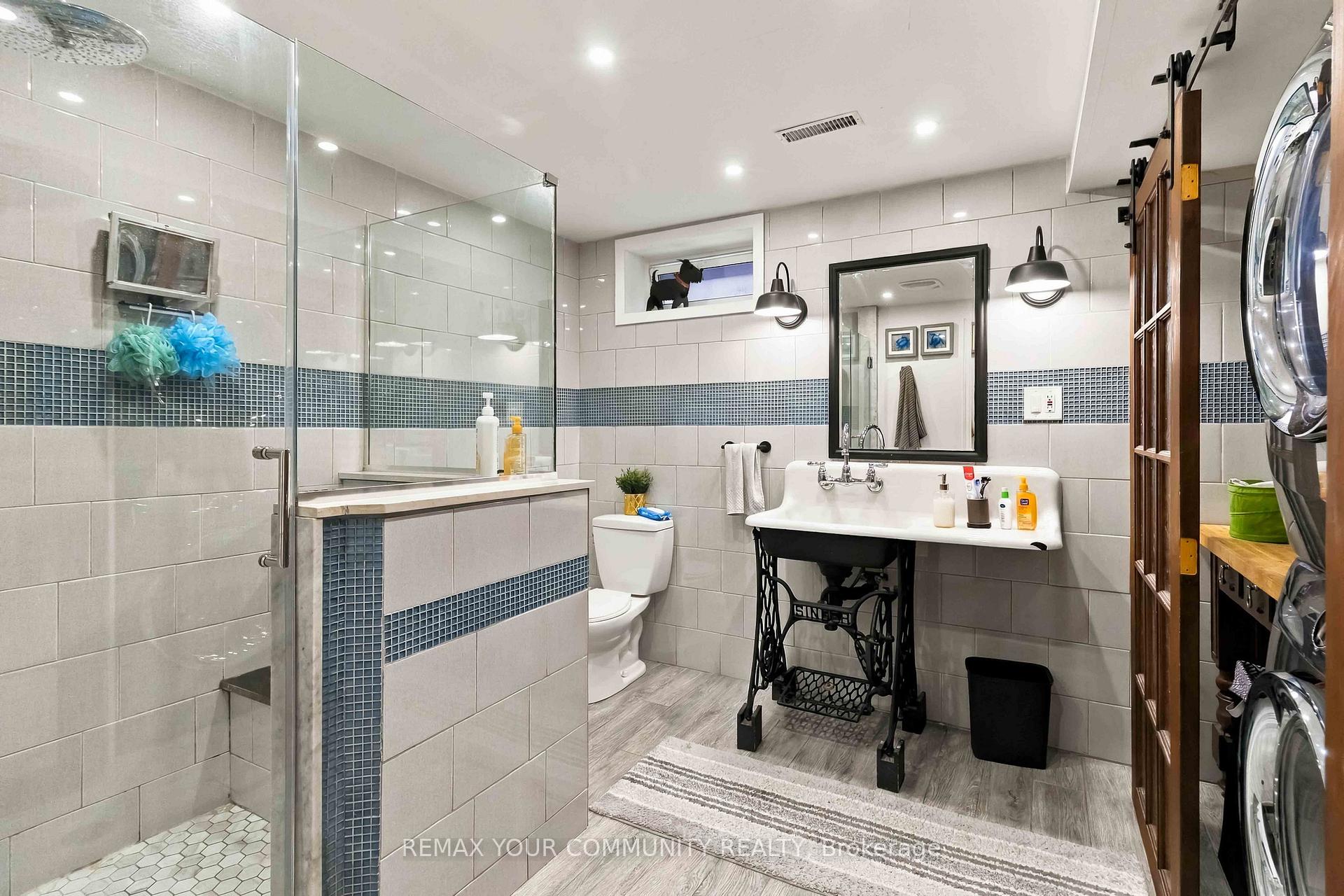 Photo 25 of 7013 Hickling Crescent, Mississauga, Meadowvale — HOMEH