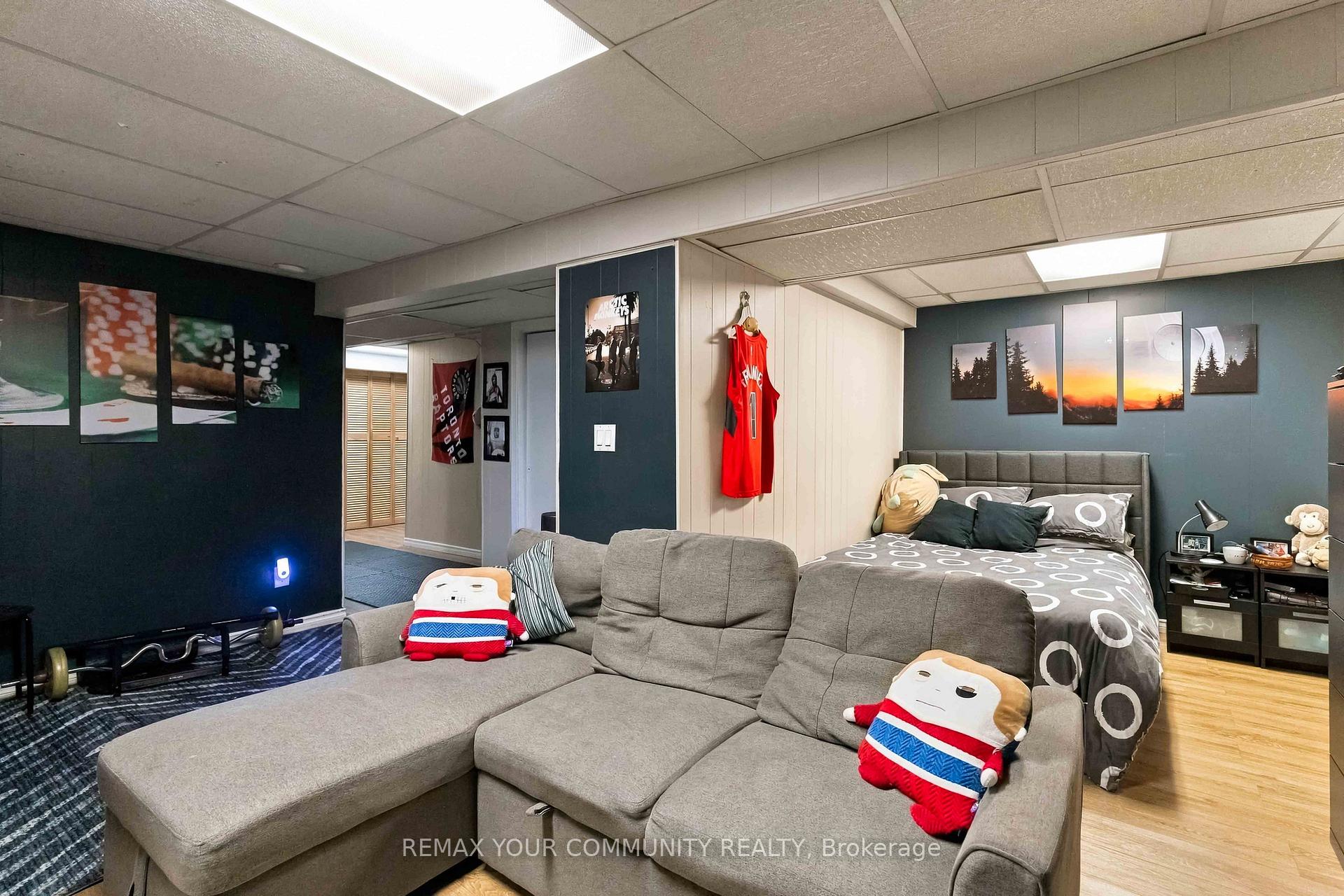 Photo 29 of 7013 Hickling Crescent, Mississauga, Meadowvale — HOMEH