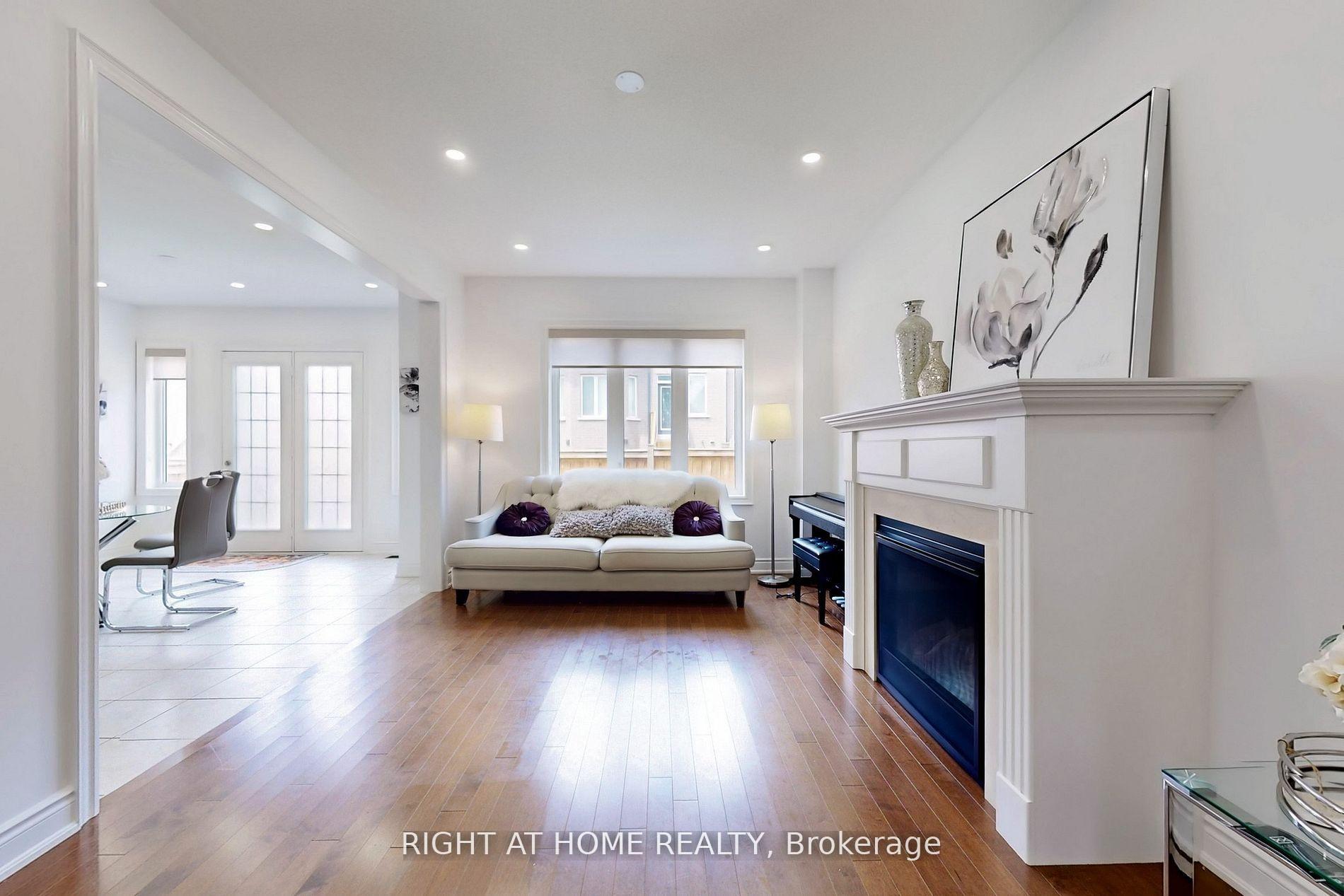 Photo 3 of 423 Grindstone Trail, Oakville, Joshua Meadows — HOMEH