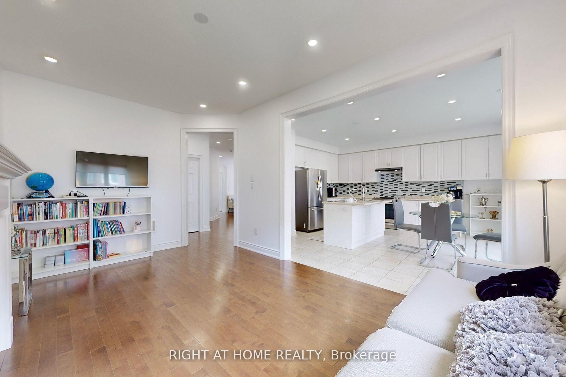 Photo 4 of 423 Grindstone Trail, Oakville, Joshua Meadows — HOMEH