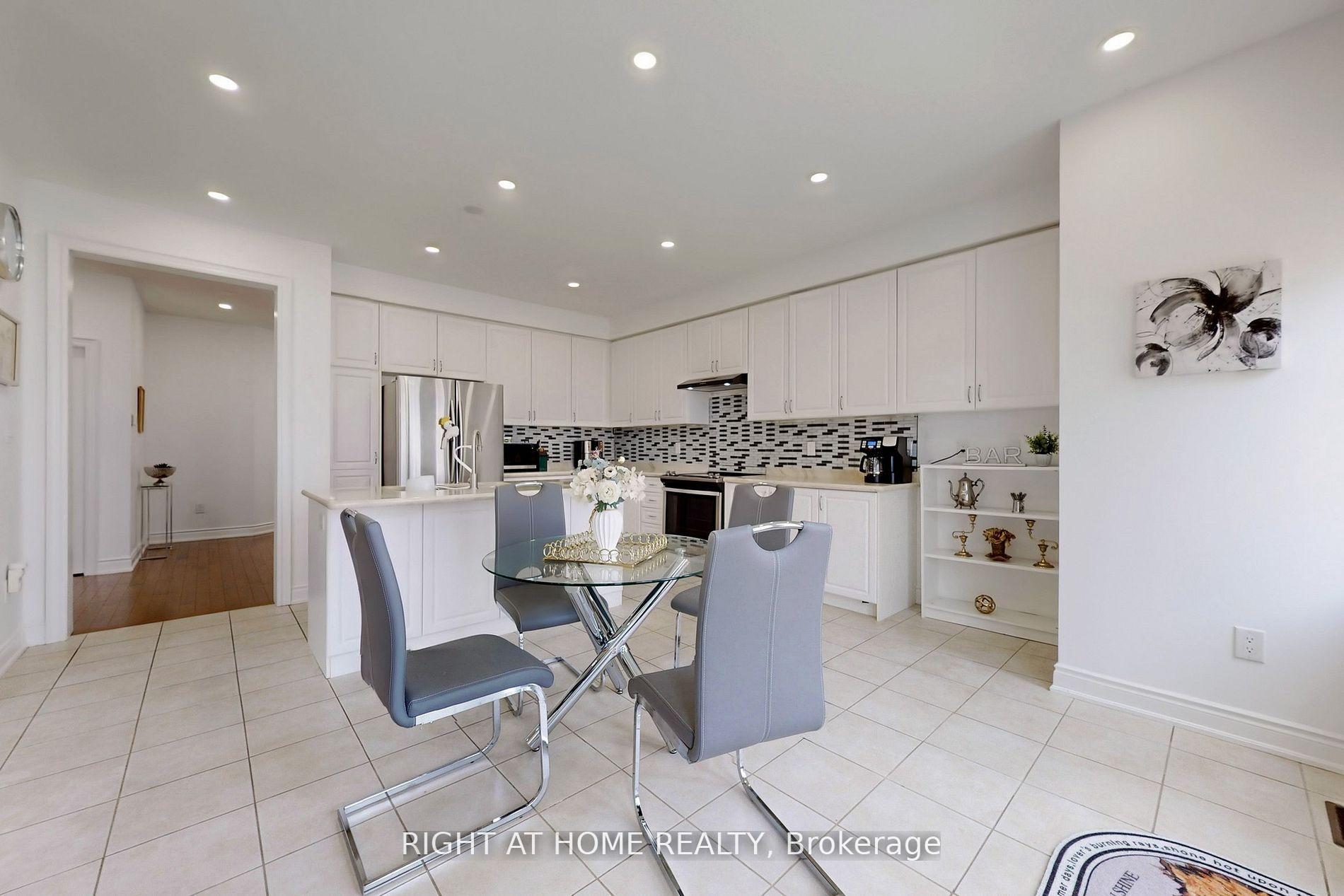 Photo 10 of 423 Grindstone Trail, Oakville, Joshua Meadows — HOMEH