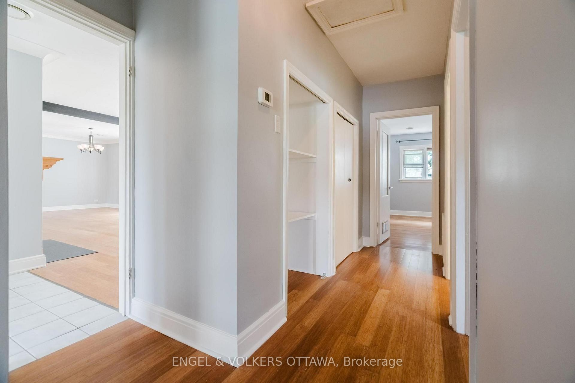 Photo 26 of 1994 Carling Avenue, Ottawa, McKellar Heights/Glabar Park — HOMEH