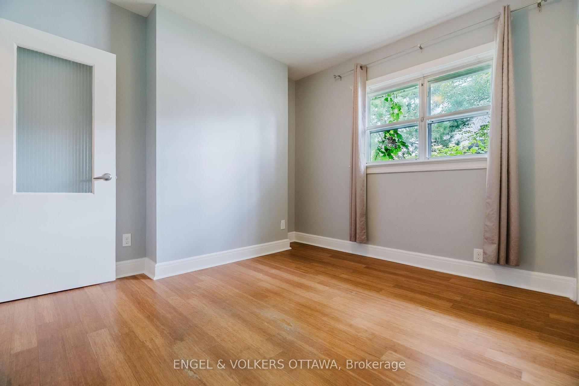 Photo 30 of 1994 Carling Avenue, Ottawa, McKellar Heights/Glabar Park — HOMEH