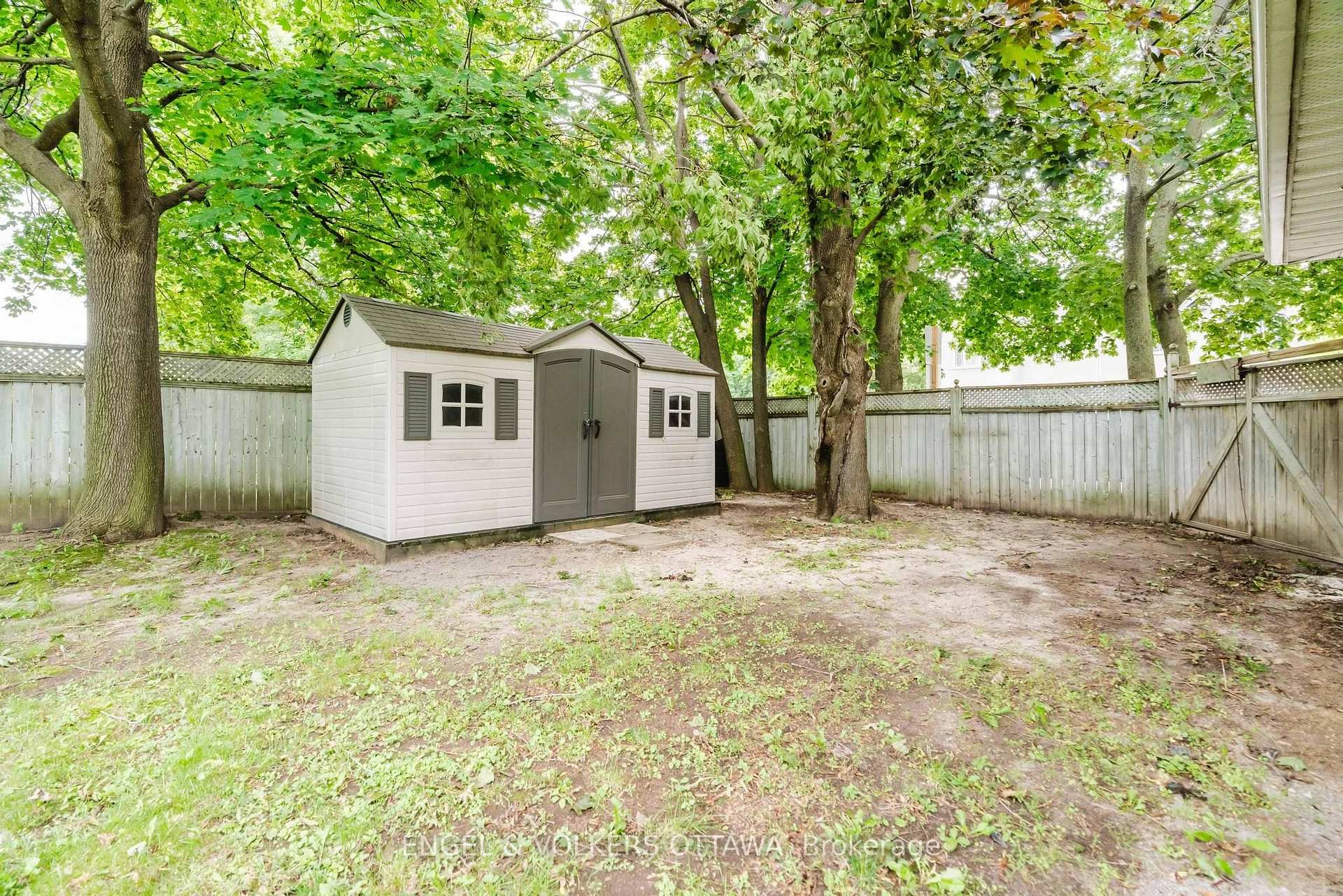 Photo 42 of 1994 Carling Avenue, Ottawa, McKellar Heights/Glabar Park — HOMEH