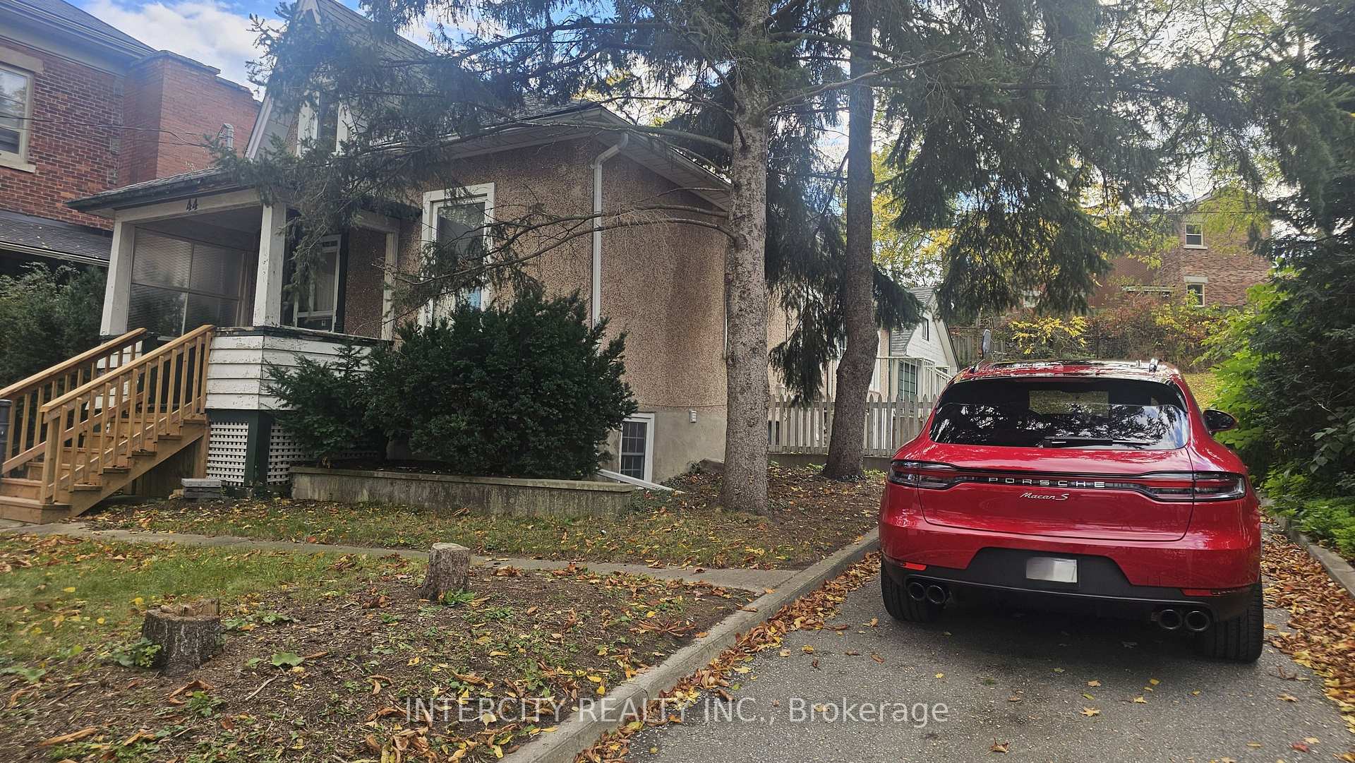 Photo 2 of Unit Room 4, 44 Cardigan Street, Guelph, Downtown — HOMEH
