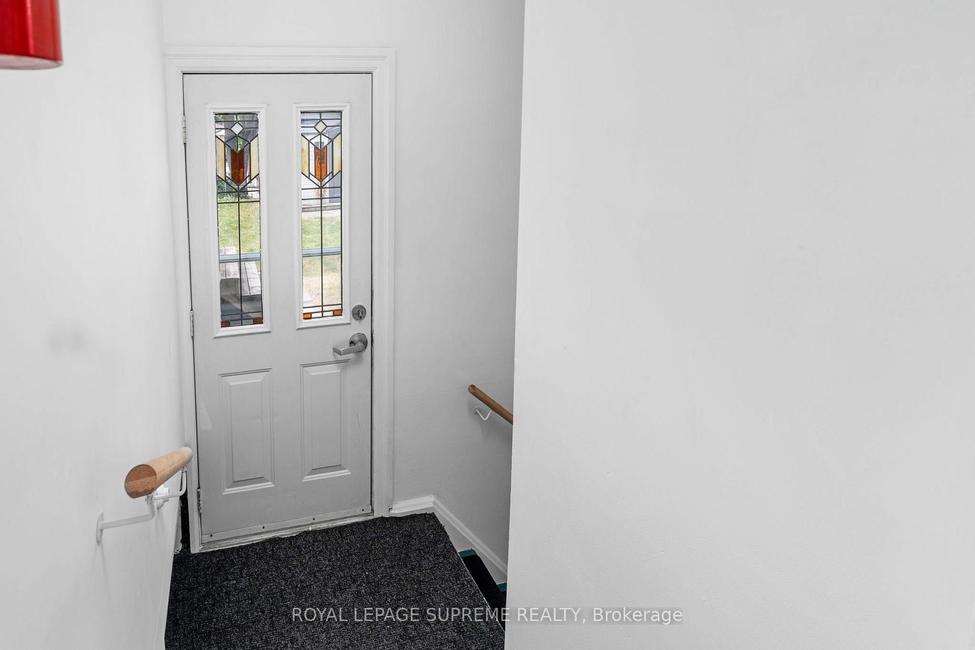 Photo 27 of 30 Benway Drive, Etobicoke, Rexdale-Kipling — HOMEH