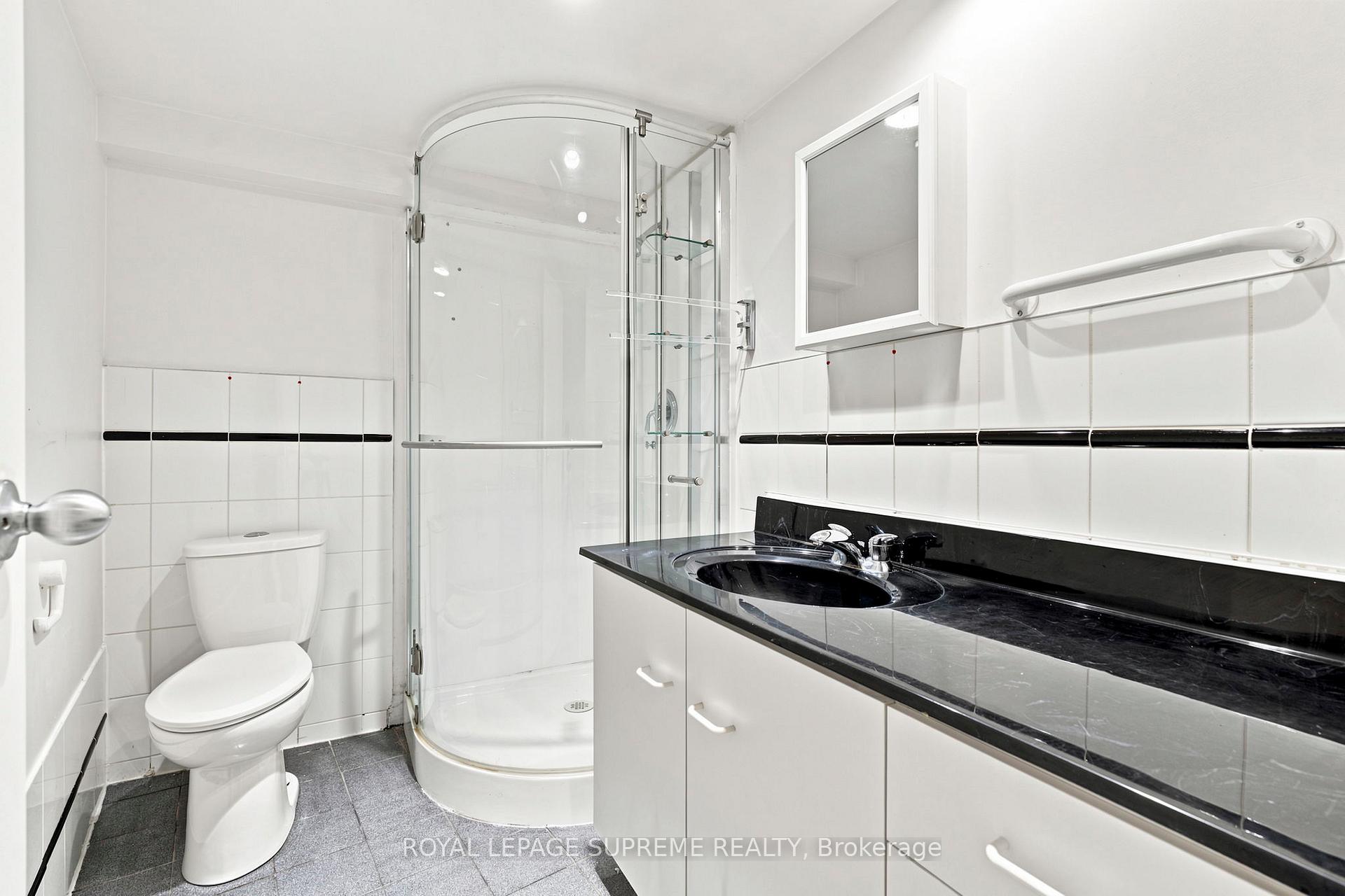 Photo 40 of 30 Benway Drive, Etobicoke, Rexdale-Kipling — HOMEH