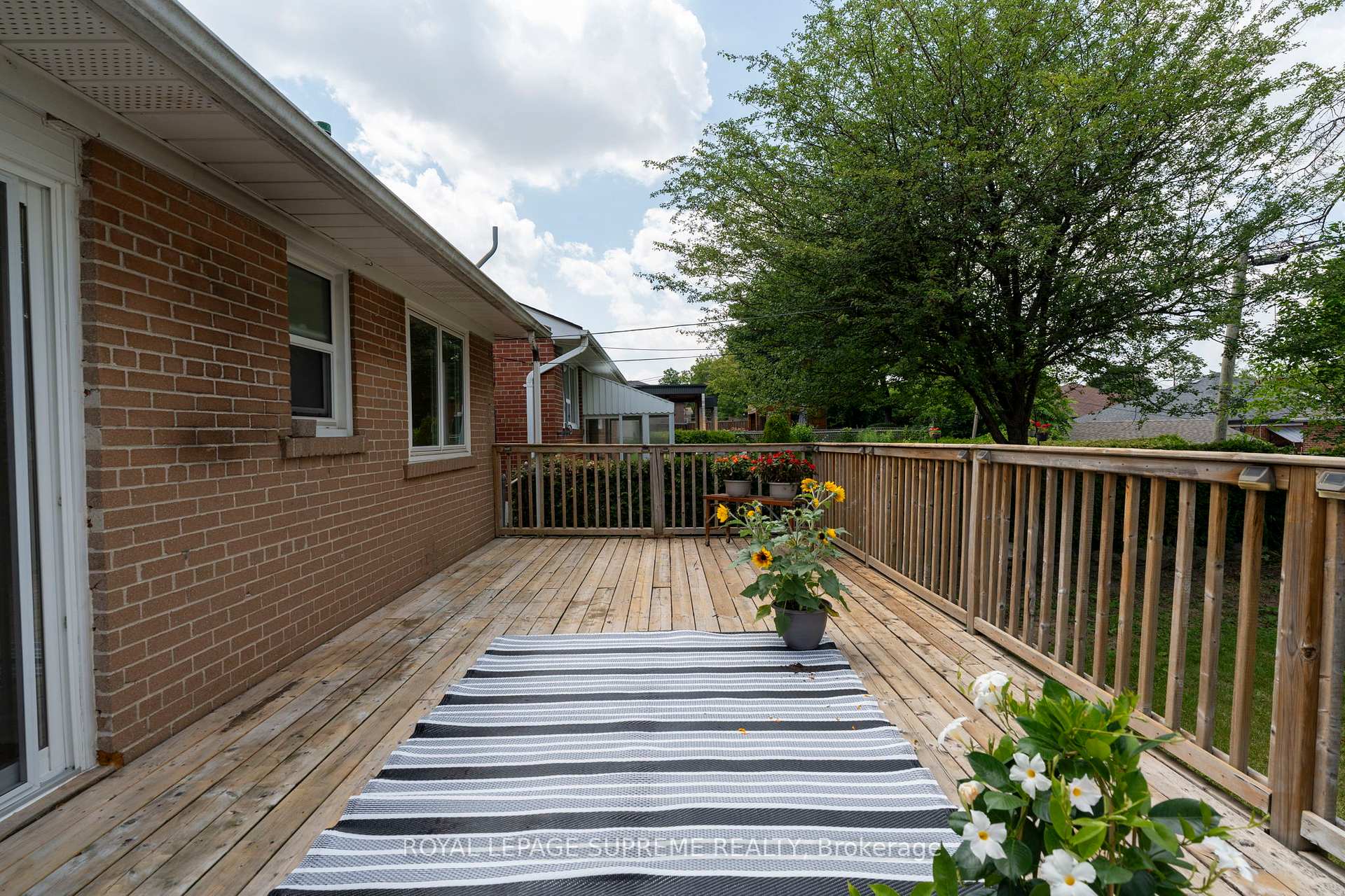 Photo 46 of 30 Benway Drive, Etobicoke, Rexdale-Kipling — HOMEH