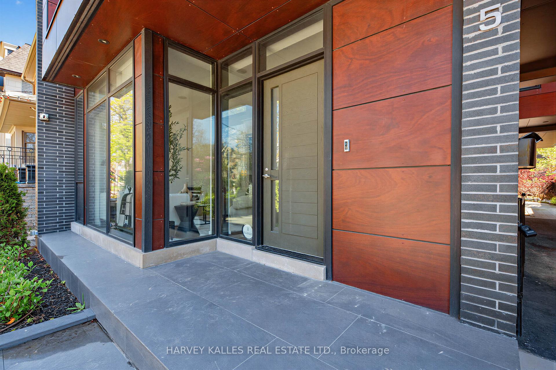 Photo 2 of 5 Braemar Avenue, Toronto, Forest Hill South — HOMEH
