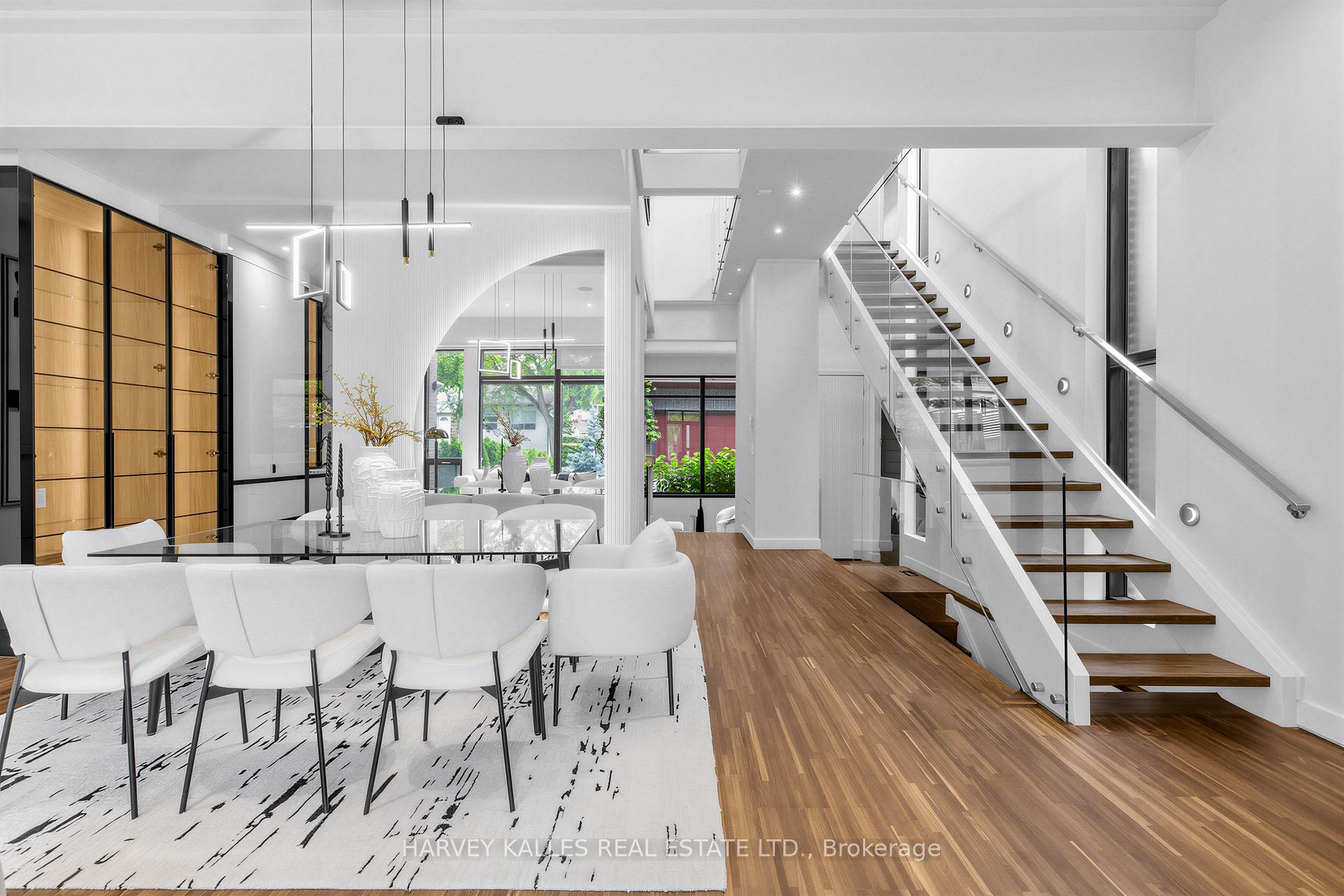 Photo 4 of 5 Braemar Avenue, Toronto, Forest Hill South — HOMEH