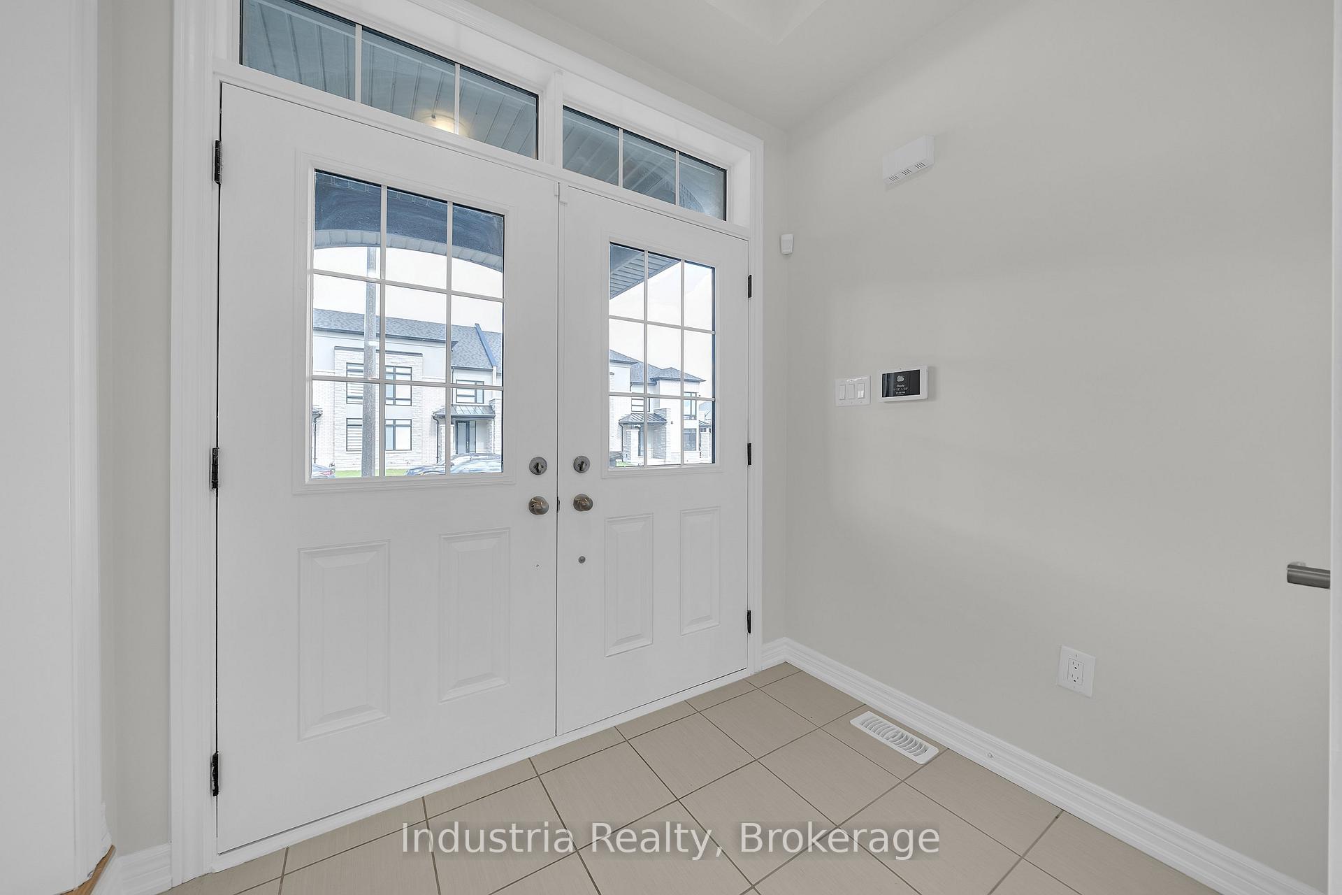 Photo 7 of 196 Coronation Road, Whitby, Rural Whitby — HOMEH