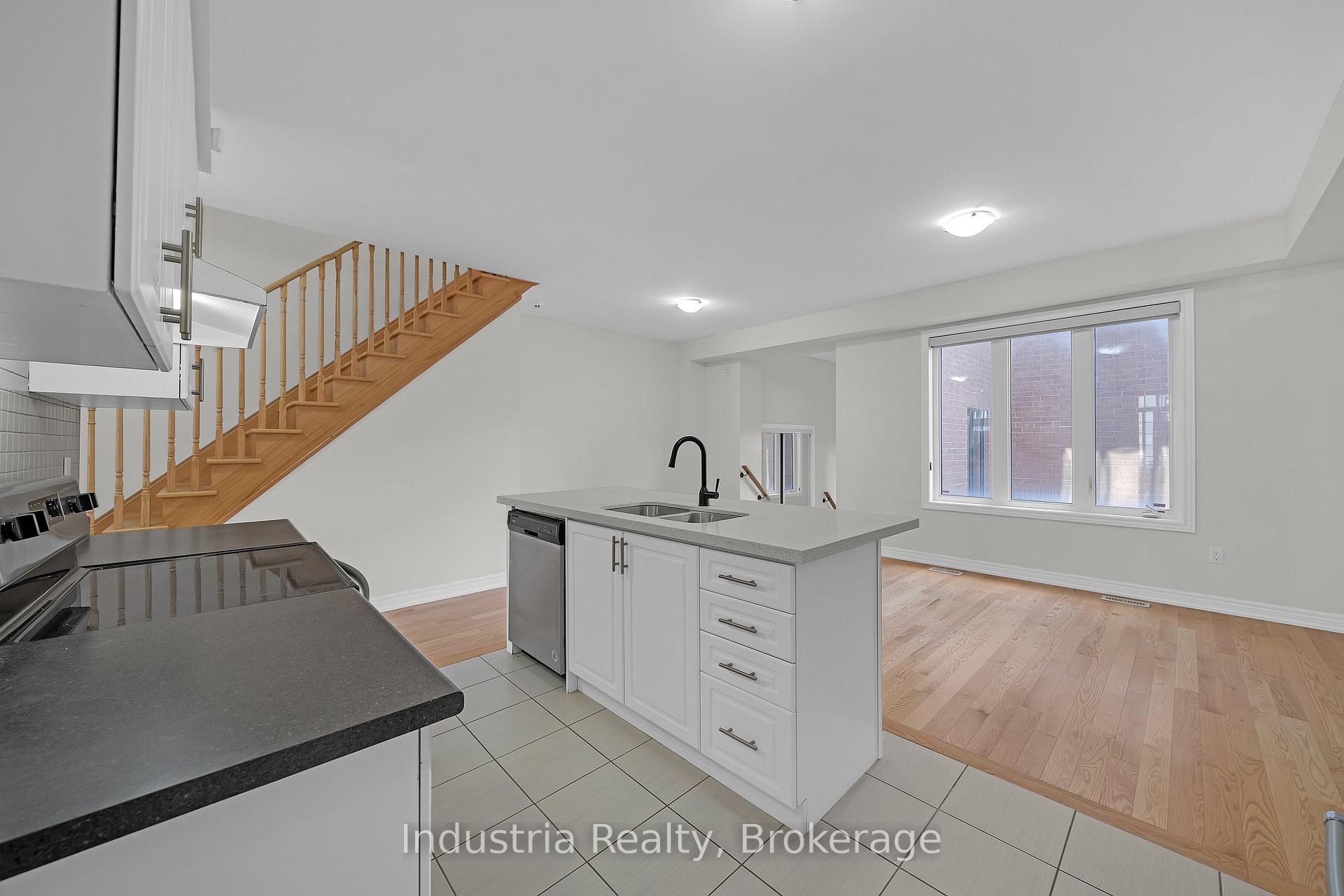 Photo 14 of 196 Coronation Road, Whitby, Rural Whitby — HOMEH