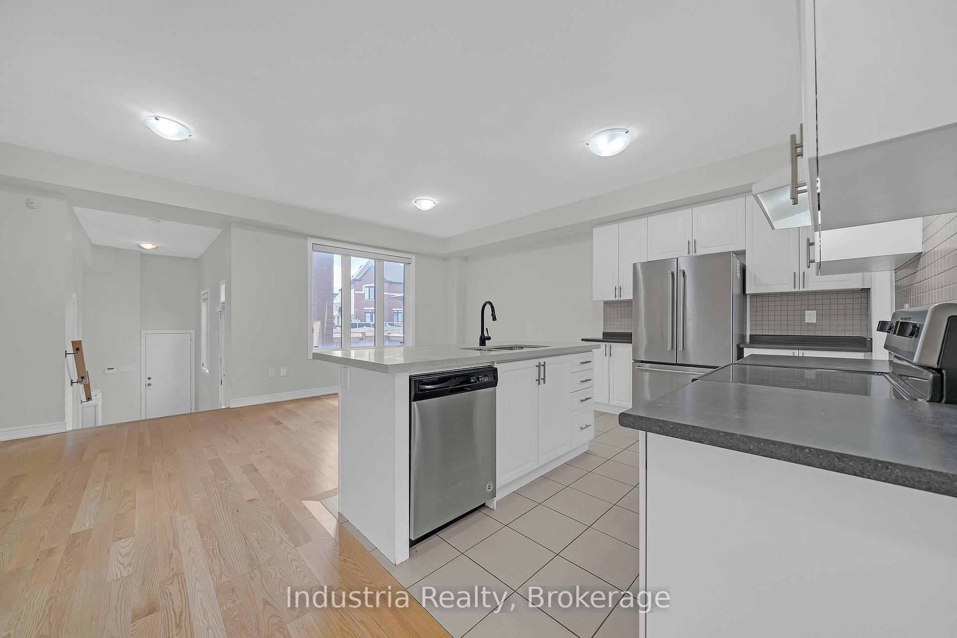 Photo 16 of 196 Coronation Road, Whitby, Rural Whitby — HOMEH
