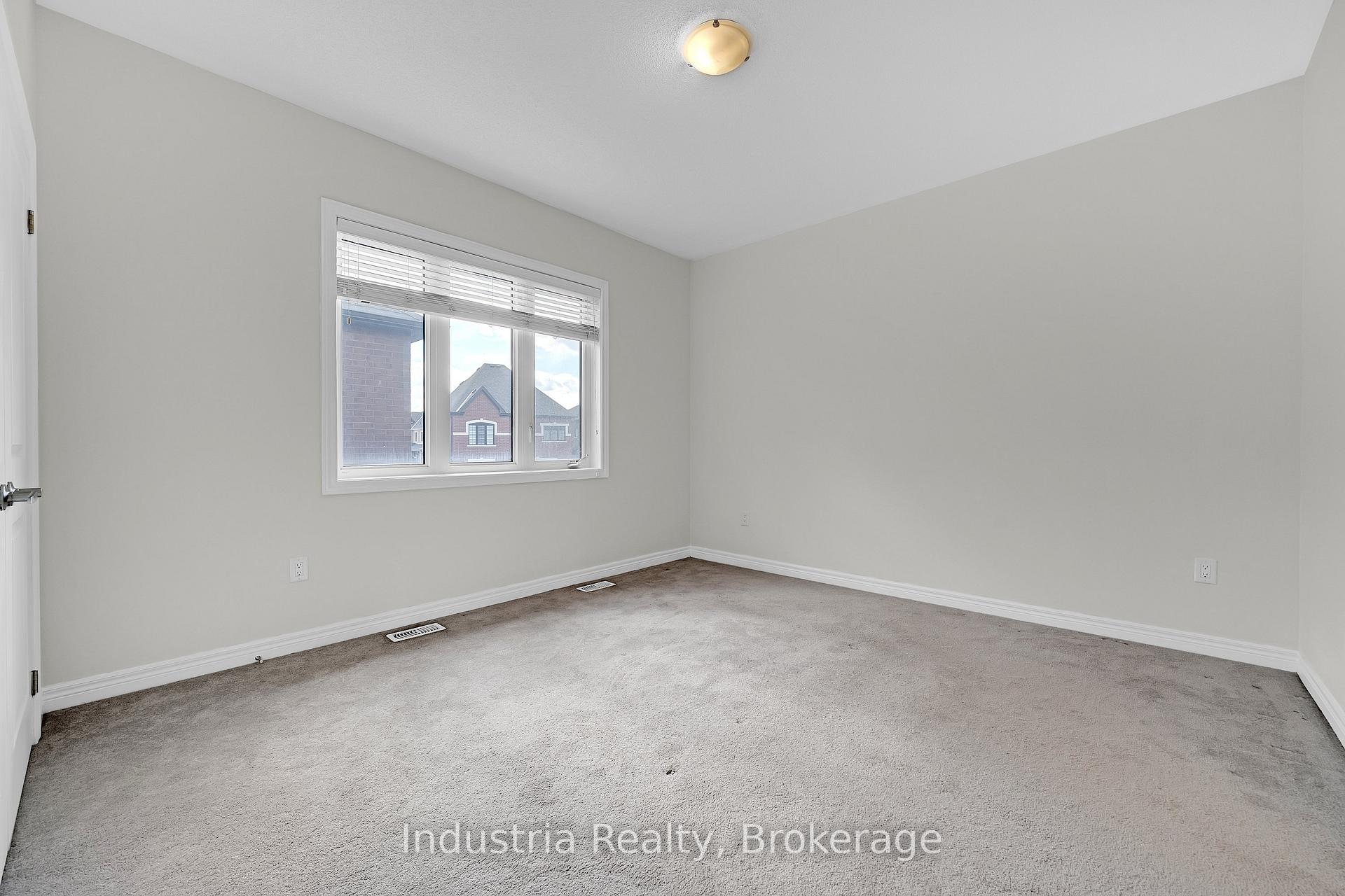 Photo 37 of 196 Coronation Road, Whitby, Rural Whitby — HOMEH