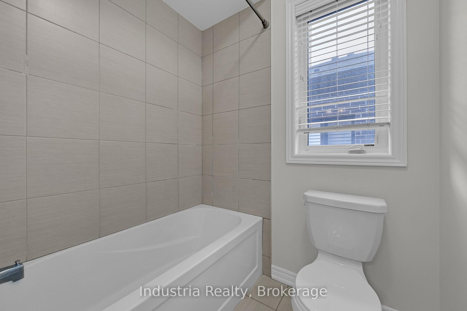 Photo 41 of 196 Coronation Road, Whitby, Rural Whitby — HOMEH