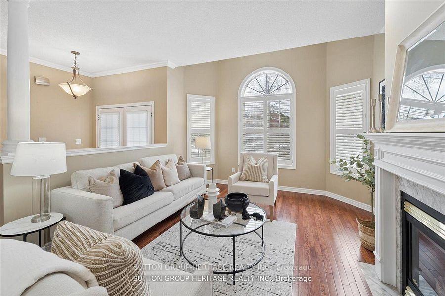 Photo 5 of 1886 Pine Grove Avenue, Pickering, Highbush — HOMEH