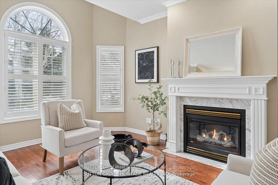 Photo 6 of 1886 Pine Grove Avenue, Pickering, Highbush — HOMEH