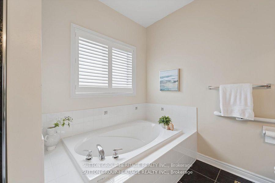 Photo 24 of 1886 Pine Grove Avenue, Pickering, Highbush — HOMEH