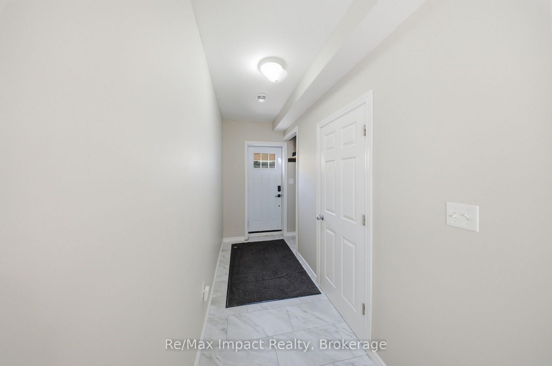 Photo 3 of 7 University Avenue E, Cobourg — HOMEH