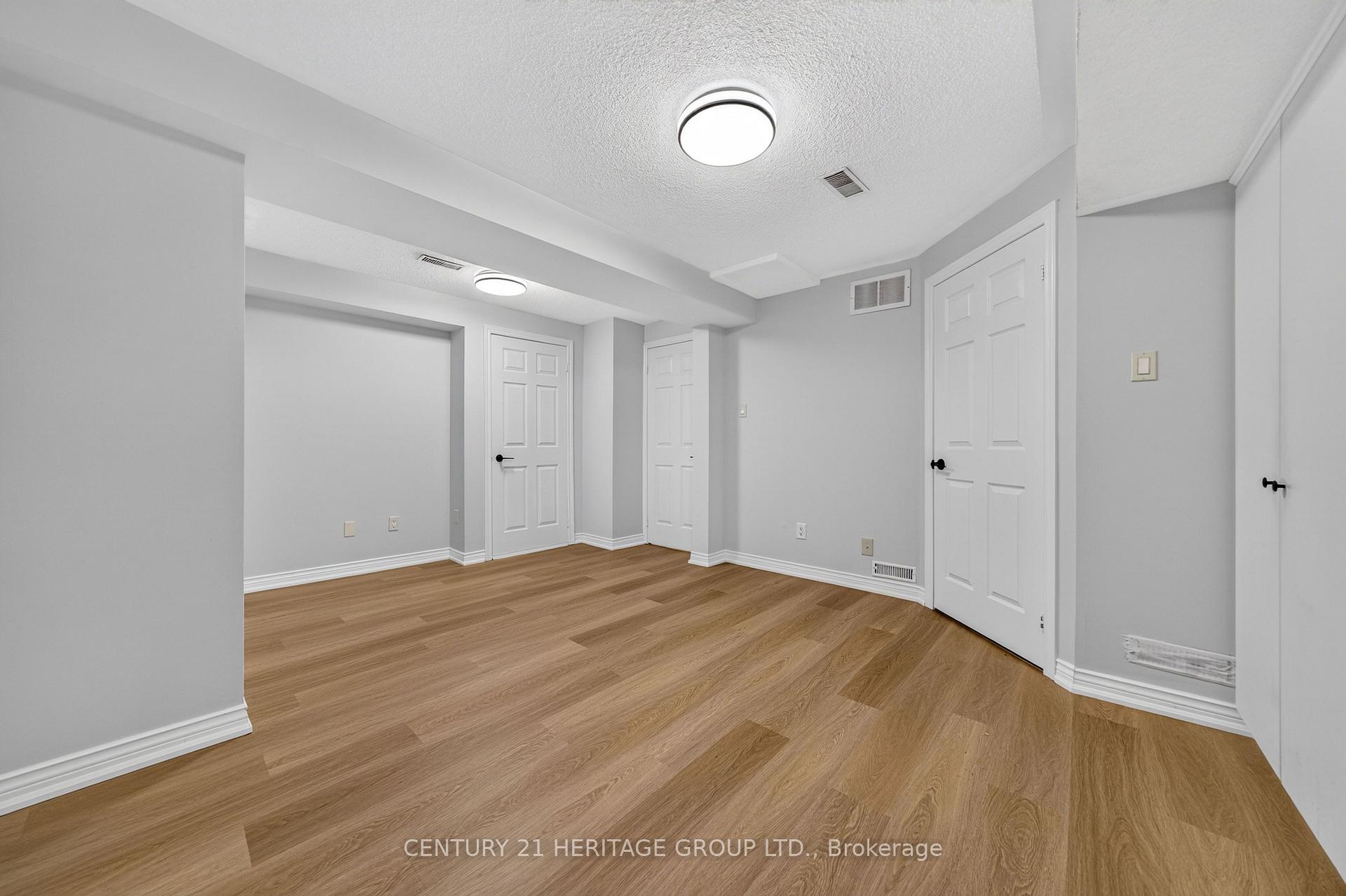 Photo 6 of Unit 1, 1 Guildpark Pathway, Scarborough, Guildwood — HOMEH