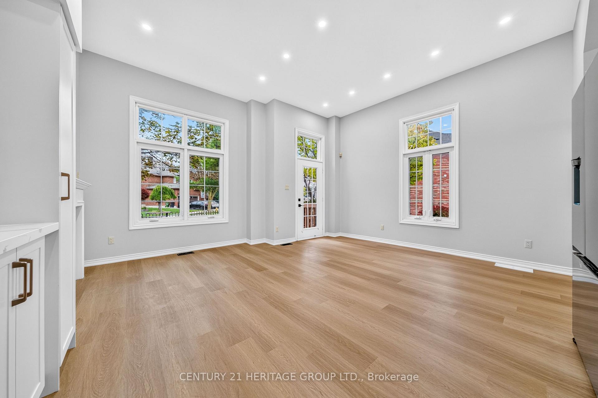 Photo 13 of Unit 1, 1 Guildpark Pathway, Scarborough, Guildwood — HOMEH
