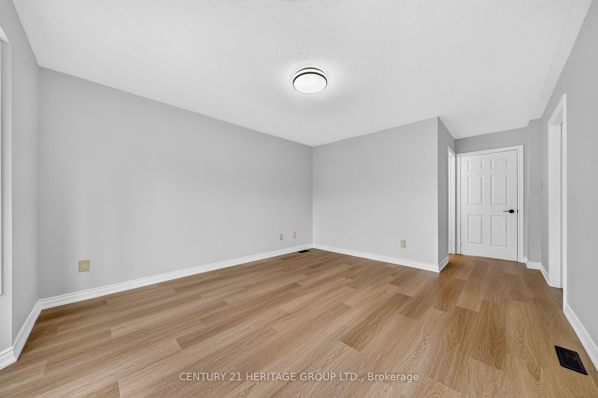 Photo 38 of Unit 1, 1 Guildpark Pathway, Scarborough, Guildwood — HOMEH
