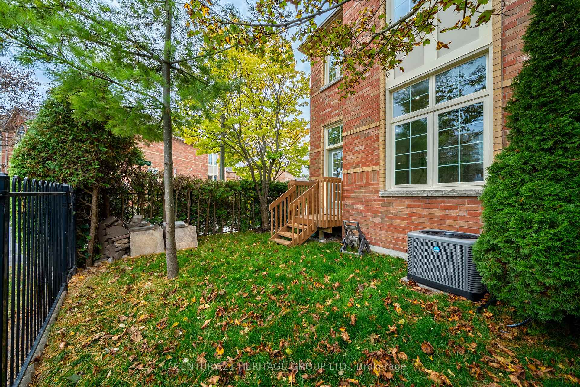 Photo 45 of Unit 1, 1 Guildpark Pathway, Scarborough, Guildwood — HOMEH