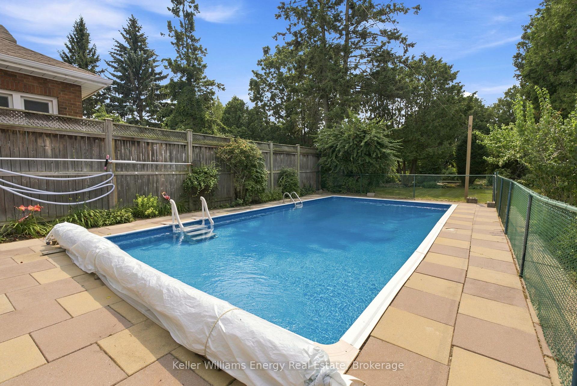 Photo 31 of 100 Burk Street, Oshawa, Vanier — HOMEH