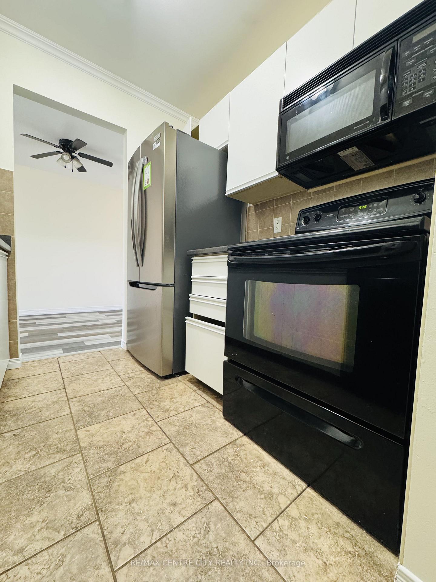 Photo 5 of Unit 111, 148 Conway Drive, London, South X — HOMEH
