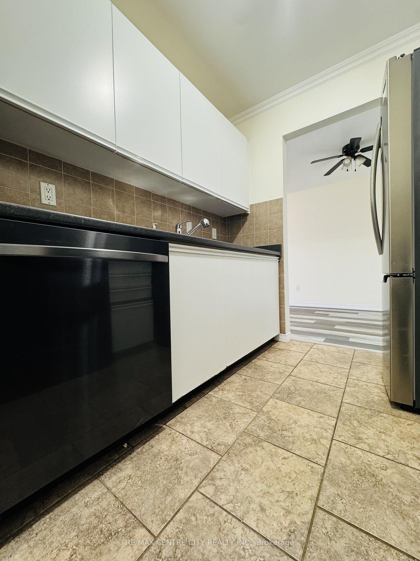 Photo 6 of Unit 111, 148 Conway Drive, London, South X — HOMEH