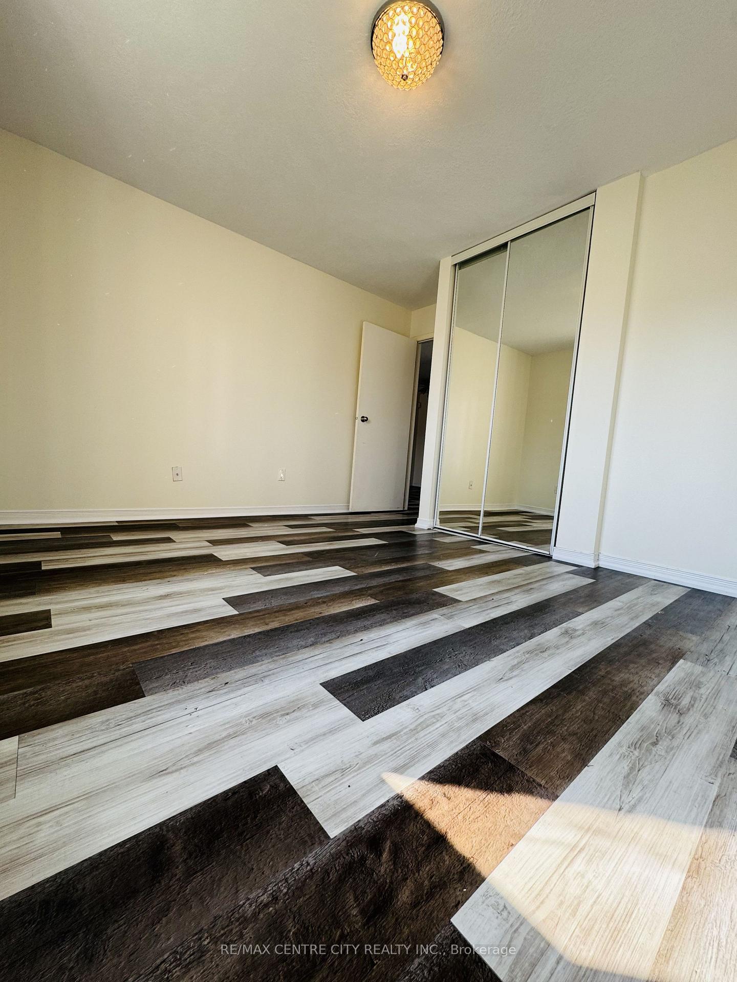 Photo 9 of Unit 111, 148 Conway Drive, London, South X — HOMEH