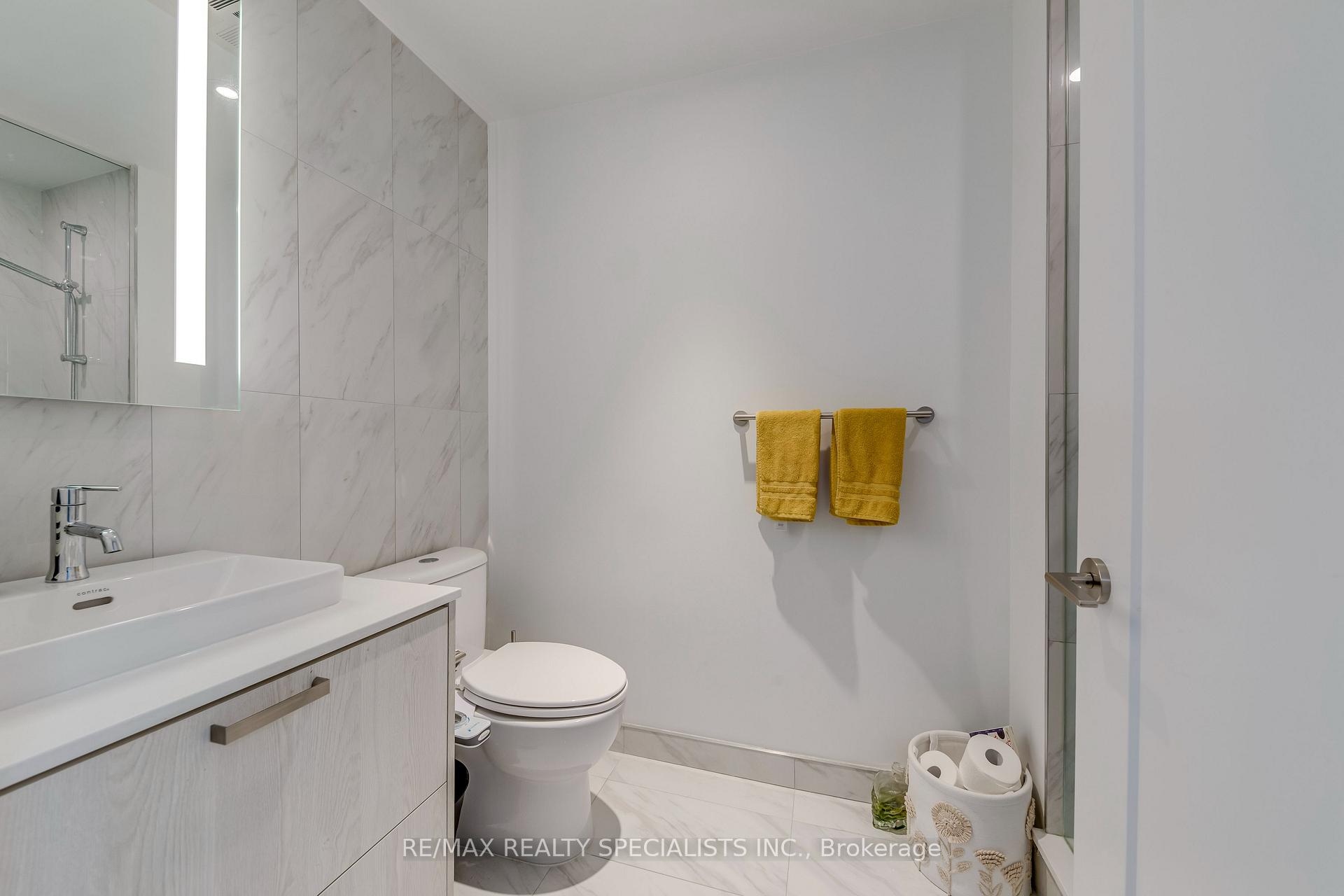 Photo 23 of Unit 2003, 470 Front Street W, Toronto, Waterfront Communities — HOMEH