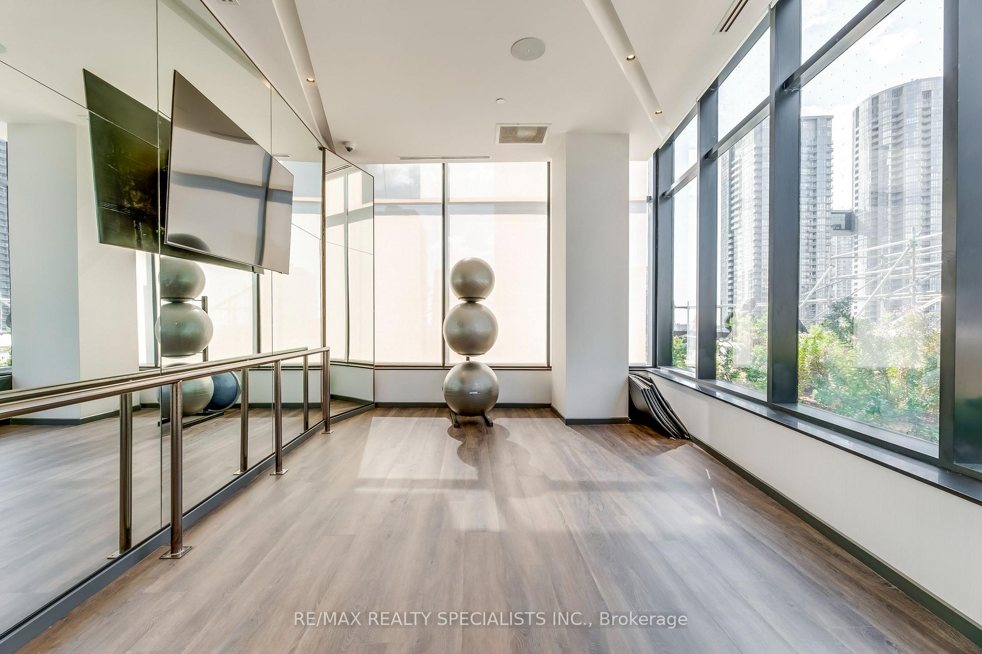 Photo 30 of Unit 2003, 470 Front Street W, Toronto, Waterfront Communities — HOMEH