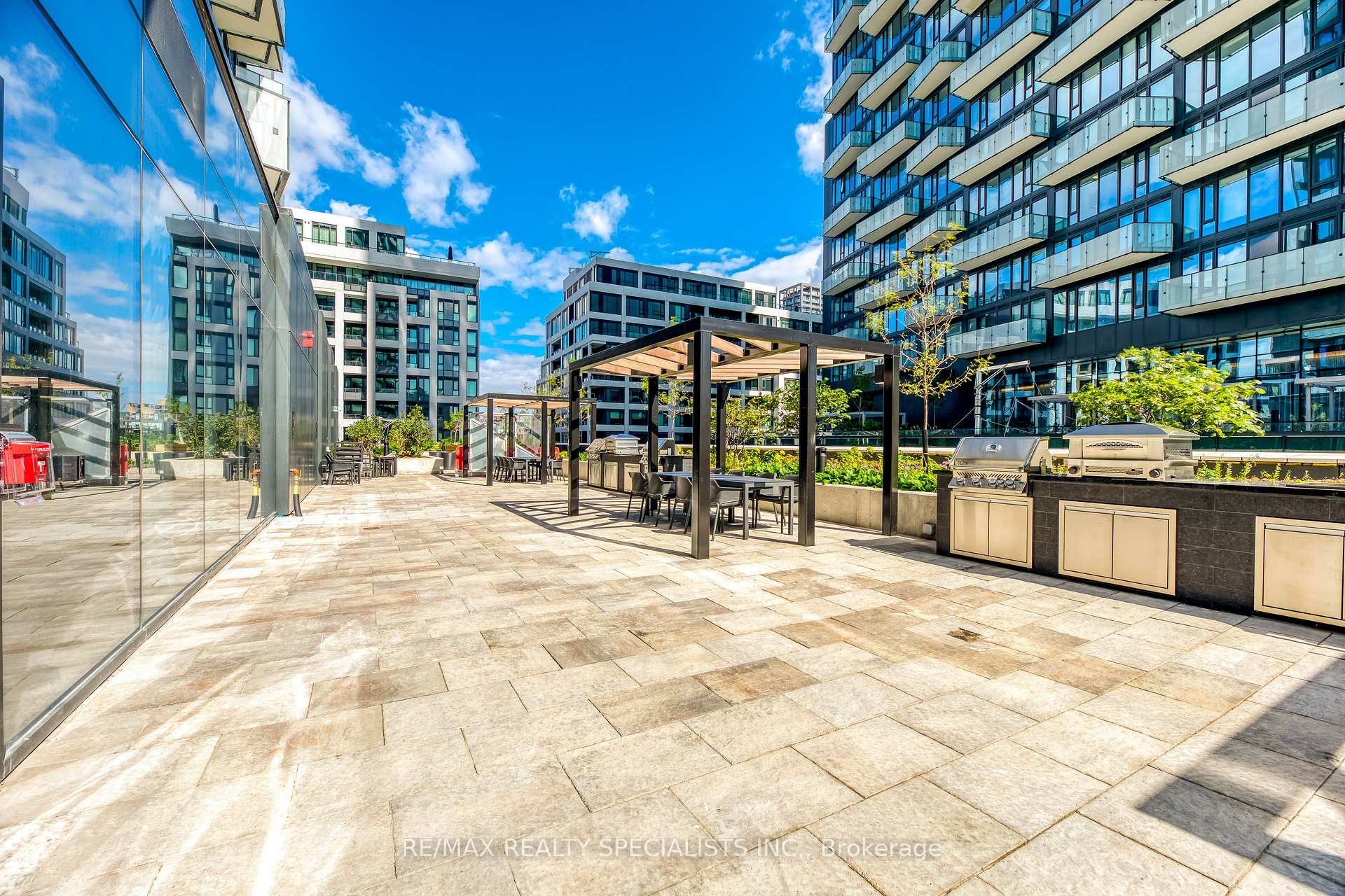 Photo 34 of Unit 2003, 470 Front Street W, Toronto, Waterfront Communities — HOMEH