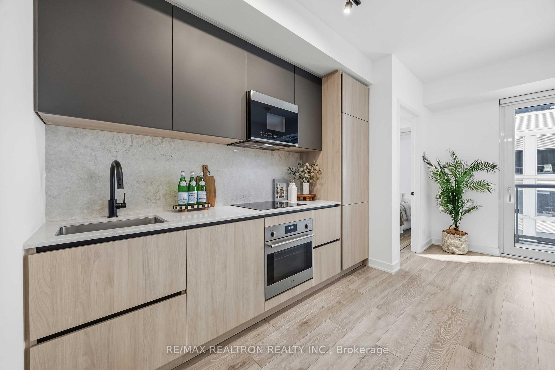 Photo 7 of Unit 1003, 108 Peter Street, Toronto, Waterfront Communities — HOMEH