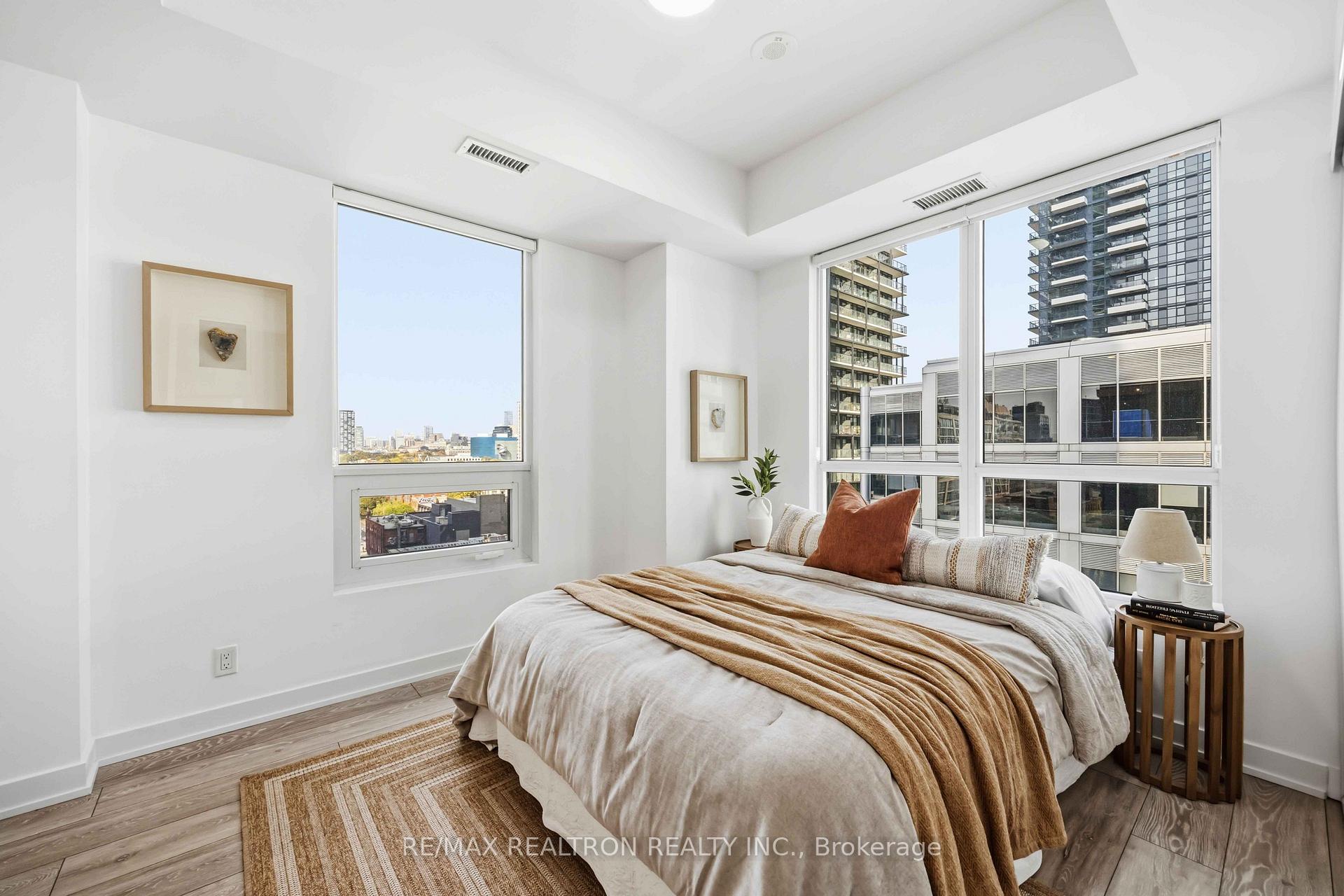 Photo 9 of Unit 1003, 108 Peter Street, Toronto, Waterfront Communities — HOMEH